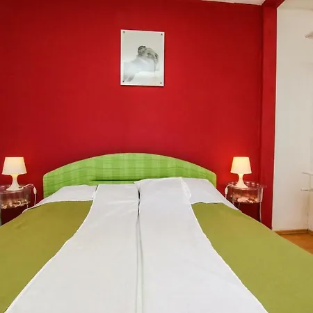 Apartment Nina - Two Bedroom With Two Balcony Near The *
